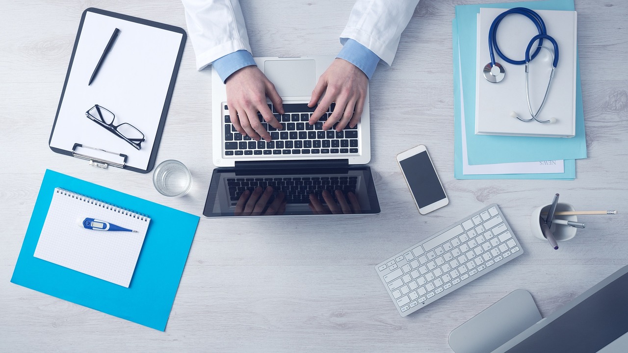 entdecken sie die neuesten entwicklungen in der gesundheitstechnologie. erfahren sie, wie innovative lösungen die patientenversorgung verbessern und die effizienz im gesundheitswesen steigern.