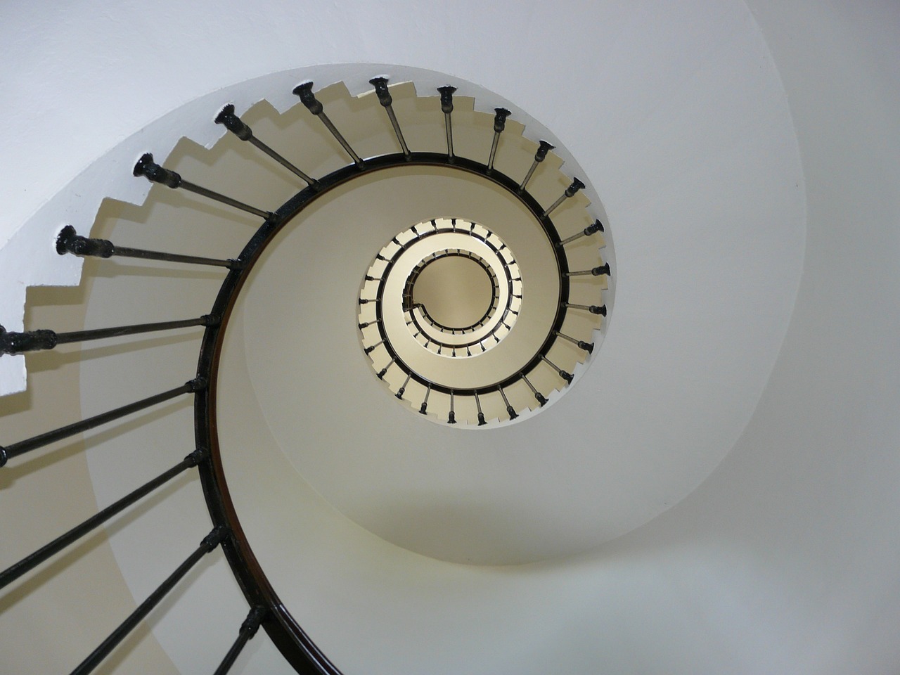 entdecken sie die neuesten trends im interior design für 2023! lassen sie sich von innovativen ideen, farben und stilen inspirieren, um ihr zuhause stilvoll und modern zu gestalten.